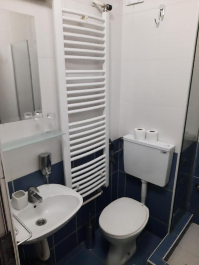 Petar Drapsin Hostel Βελιγράδι Εξωτερικό φωτογραφία